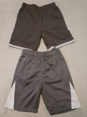 Boys Garanimals Size 4T Grey Shorts